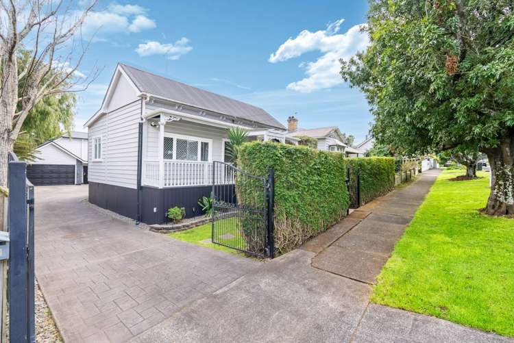 26 & 26A Cameron Street Onehunga_21