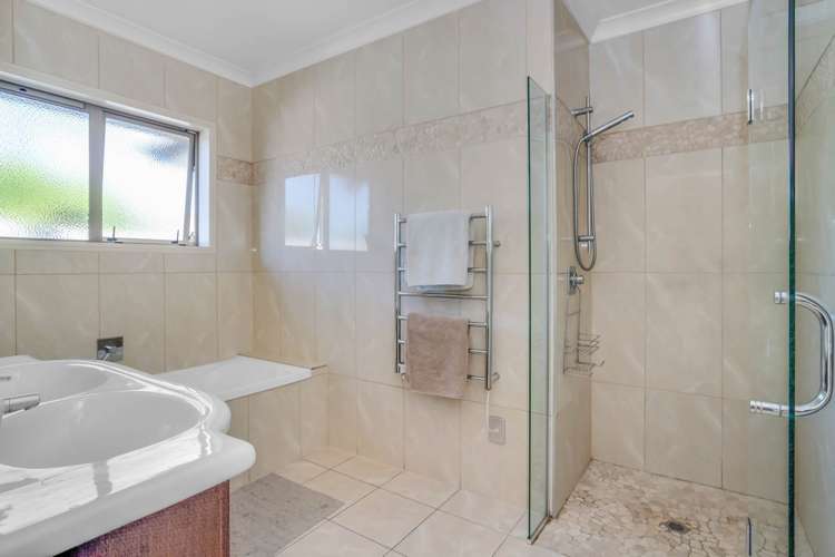 88 Western Hills Drive Kensington_10