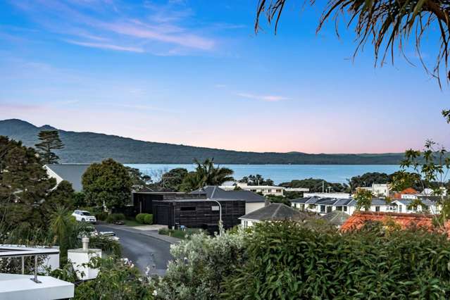 Sweeping Ocean/Island Views-NEW-Vendor wants Sold!