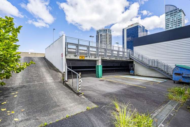 445 Lake Road Takapuna_12