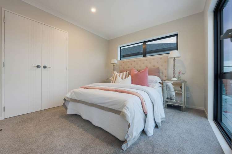 219B & 1/219B Murphys Road Flat Bush_25