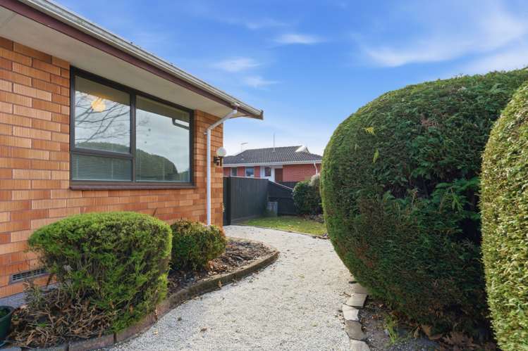 2/1 Karnak Crescent Avonhead_22