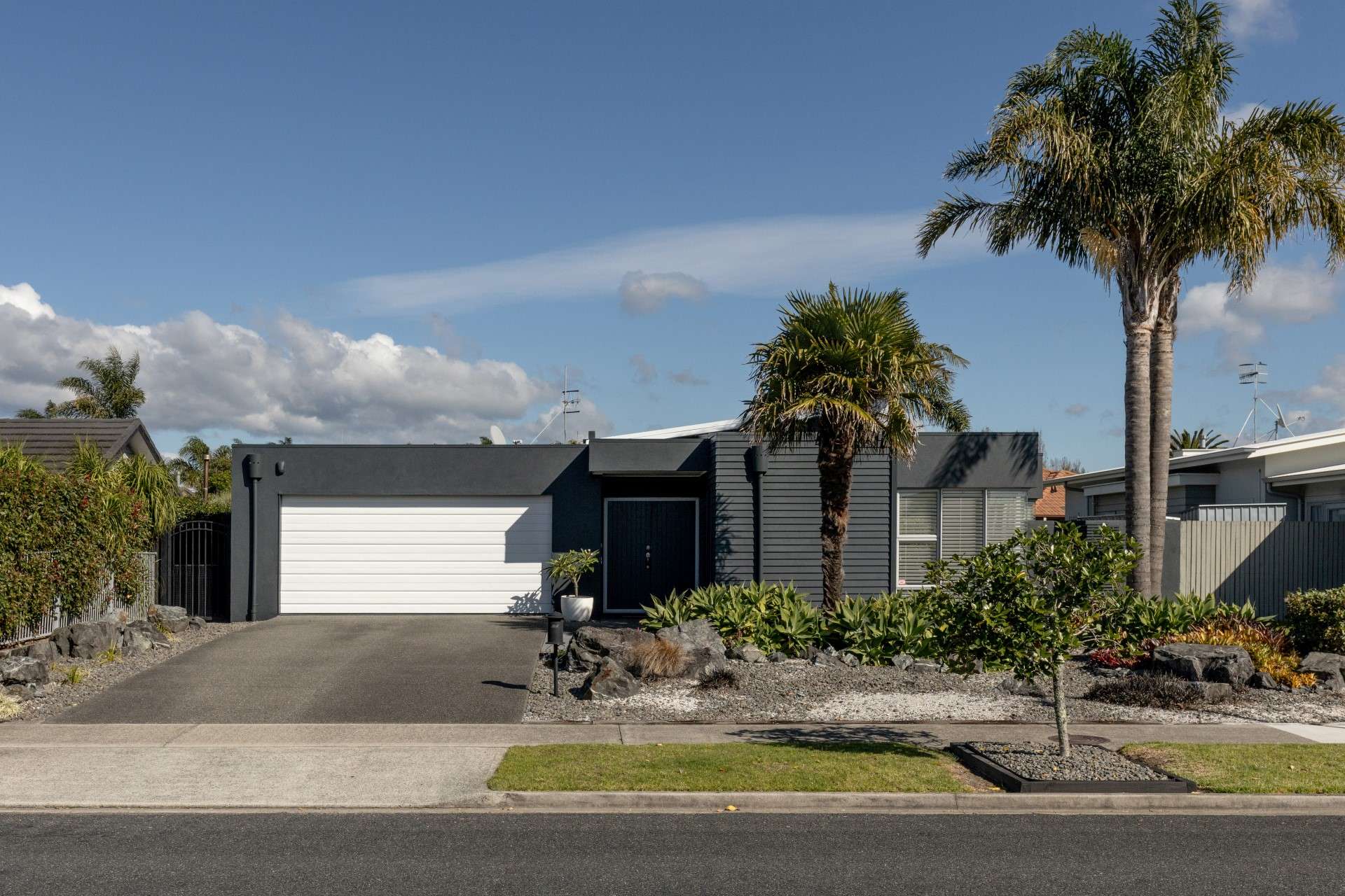 22 Oriental Parade Papamoa_0