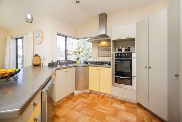 12 Vinograd Drive Te Atatu Peninsula_10