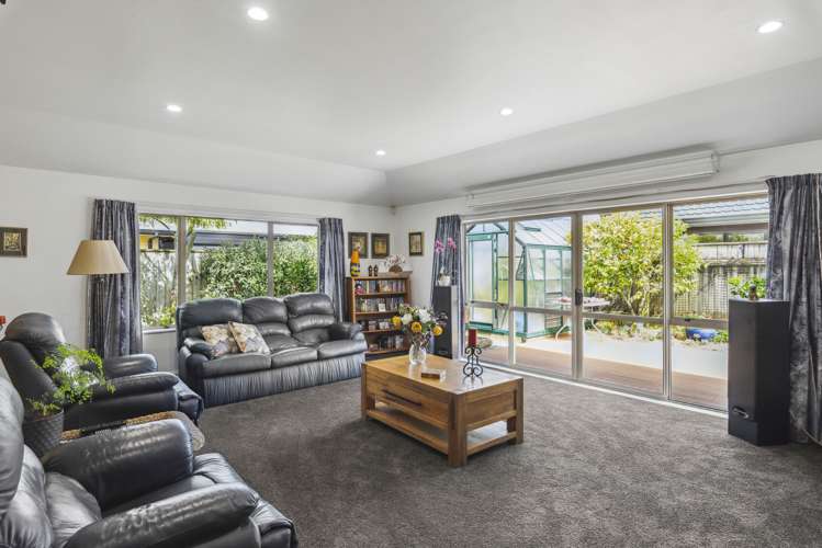 35 Holcombe Drive Paraparaumu_6