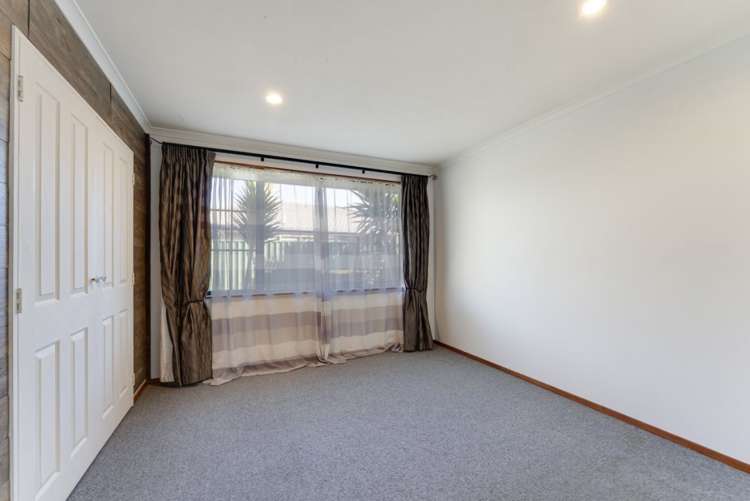 7 Holcroft Place Stoke_9