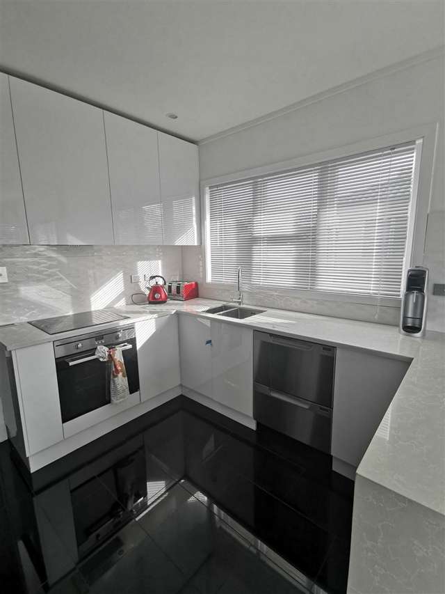 3/240 Pakuranga Road Pakuranga Heights_2