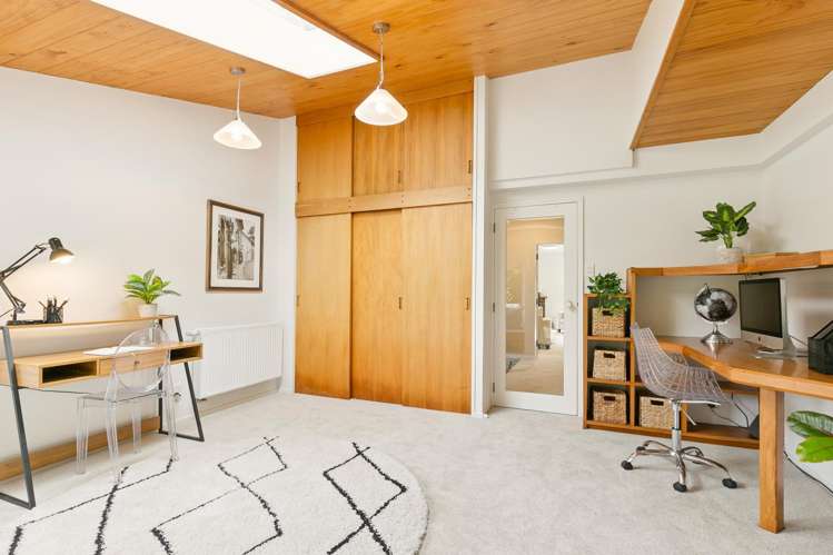 7 Nadia Grove Khandallah_12