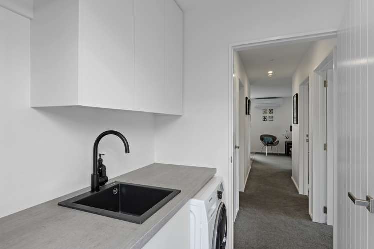 26 Grey Way Russley_15