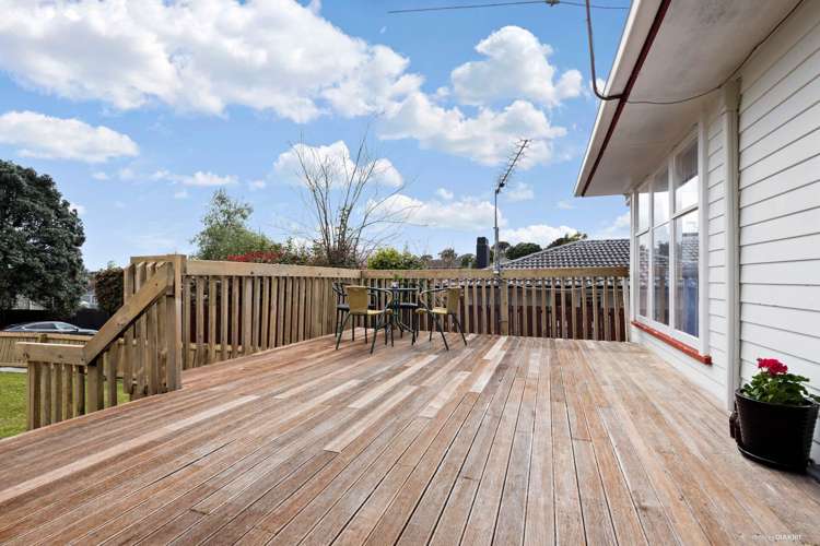 1/11 Brookfield Road Te Atatu Peninsula_11