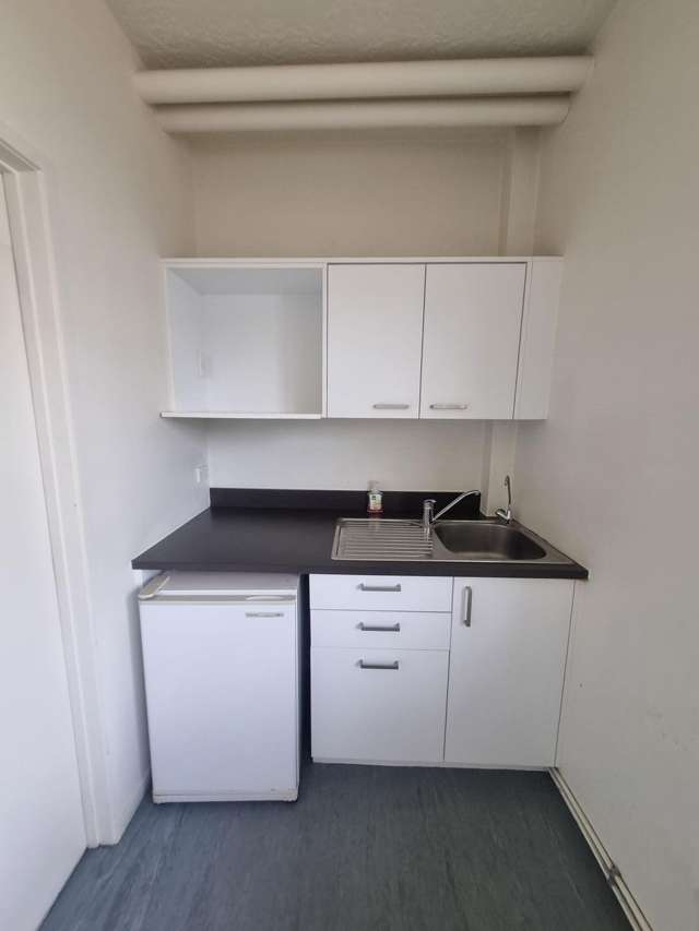 Unit A/17 Clyde Road Browns Bay_4
