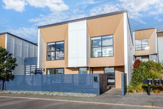 Sought-After, Sun-Soaked, and Superbly Positioned!
