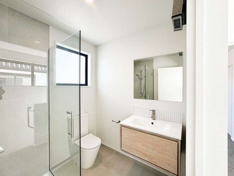 6/10 Surrey Street 1477_7