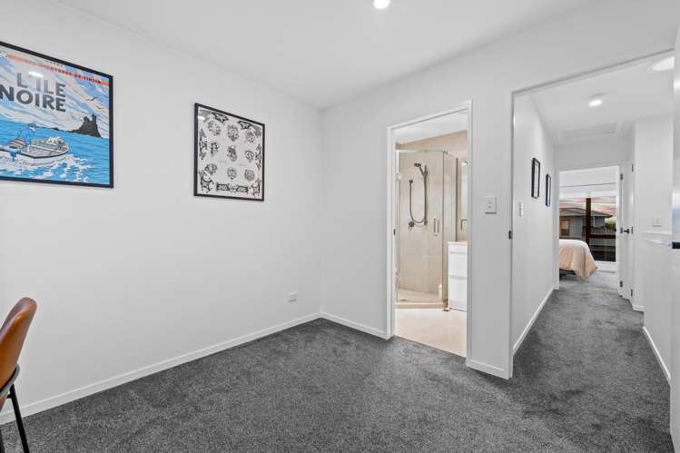 5/1a Royal View Road Te Atatu South_12