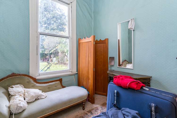 6 Crown Street North East Valley_14