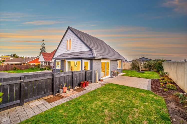 2/15 Cornelian Crescent Half Moon Bay_6