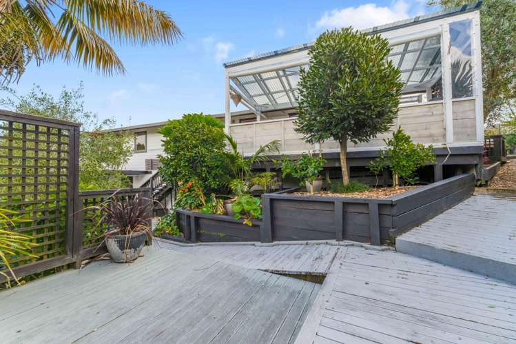 2 Valkyria Place Beach Haven_12