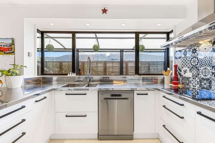 9 Westpark Drive West Harbour_6