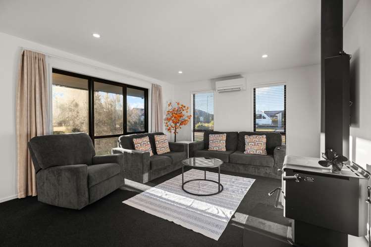 21 Sandstone Crescent Rolleston_6