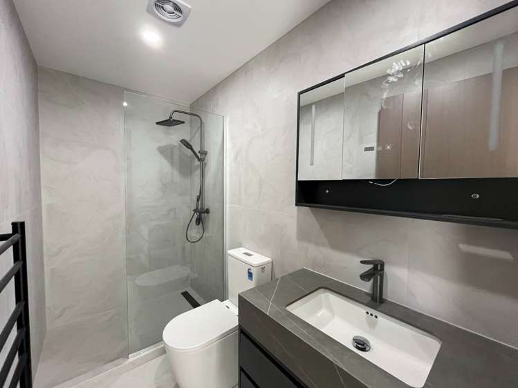D/24 Thorp Street St Johns_13