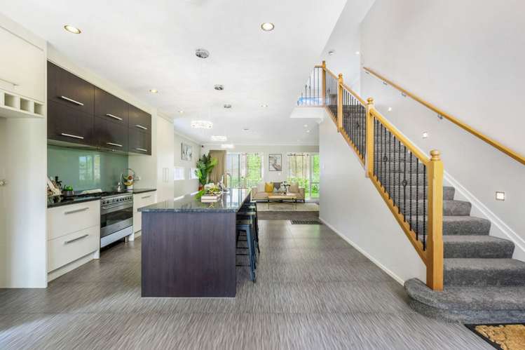 8 Andy Crescent Flat Bush_3