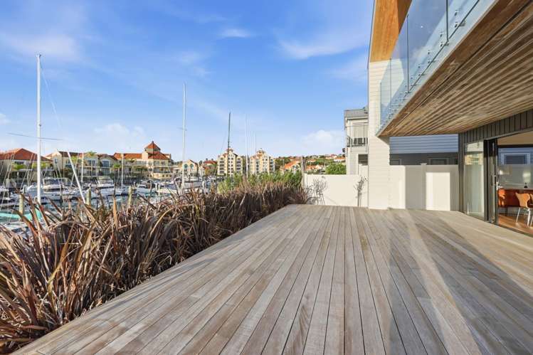 17 Rue d'Amarres Gulf Harbour_35