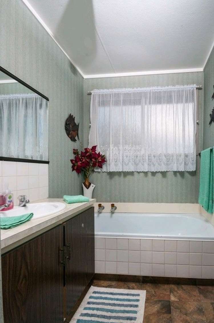 10 Bishoprick Crescent Te Puke_11