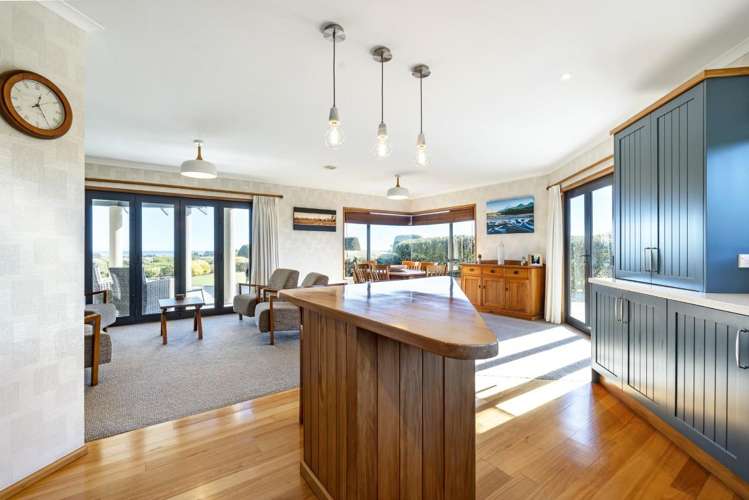 74 Koru Road Omata_6