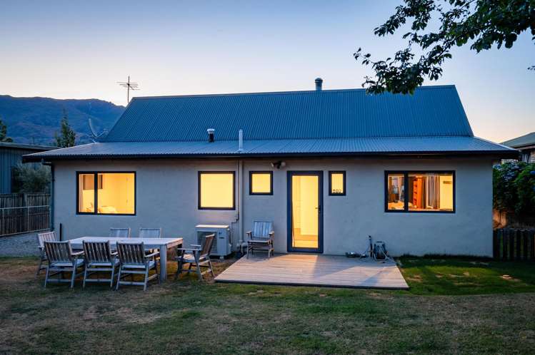 42 Rata Street Wanaka_21