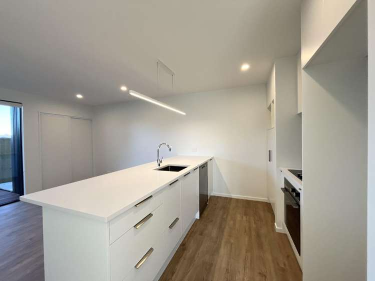 6/83 Edinburgh Street 10222_2