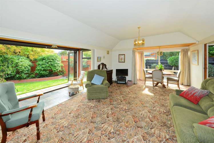 7 Frith Place Burnside_10