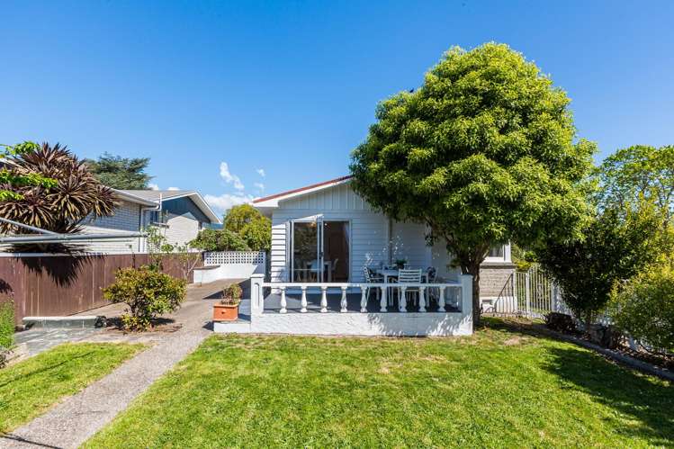 2 Monterey Place Totara Park_14