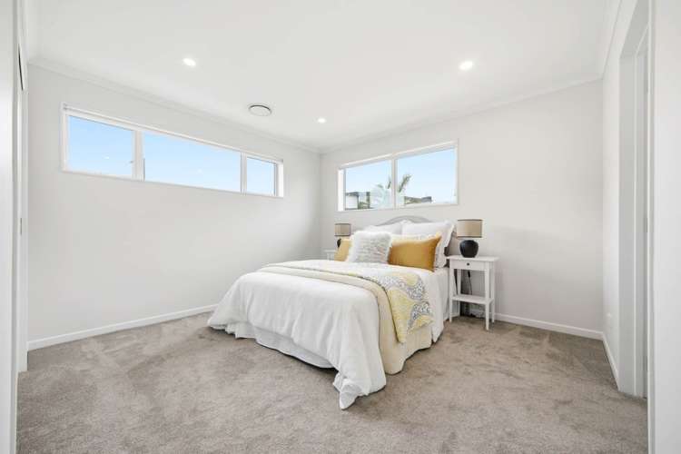 1 Lancia Way Oteha_19