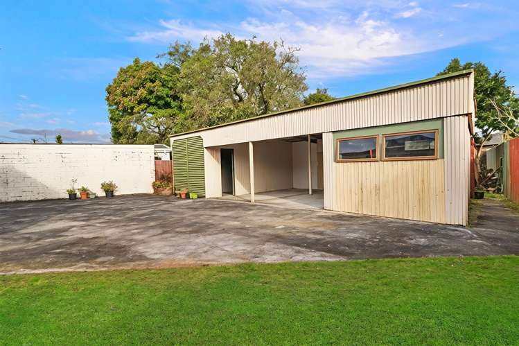 7 Sutton Crescent Papakura_16