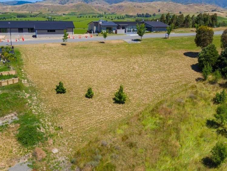 128 Marlborough Ridge Drive Fairhall_14