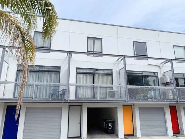 3 bedrooms townhouse with a two car garage