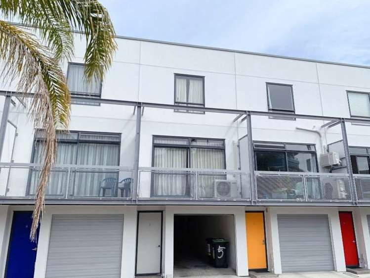 5/39 Pitt Street City Centre_0