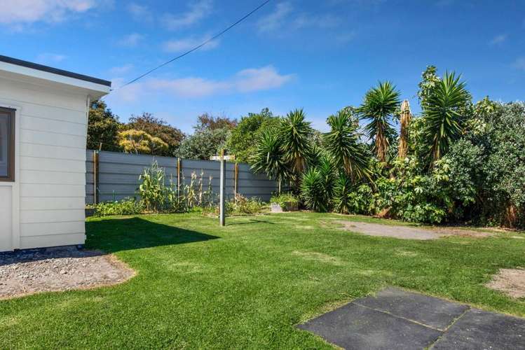 20 Aotaki Street Otaki_21