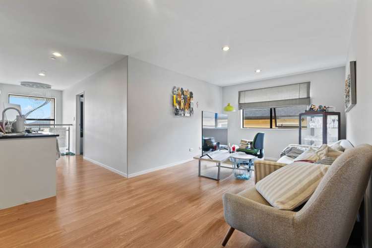 7 Azzurro Way Flat Bush_5