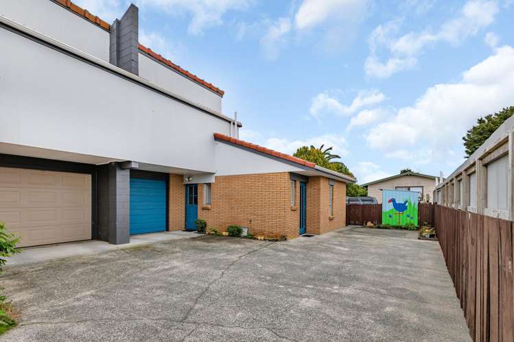 2/16 Cypress Gardens Place Onerahi_19