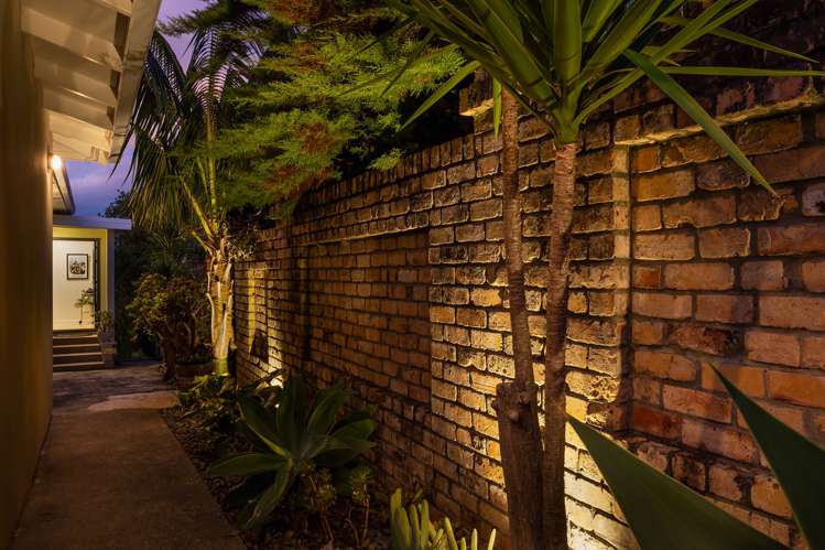 18 Alexis Avenue Mount Albert_37