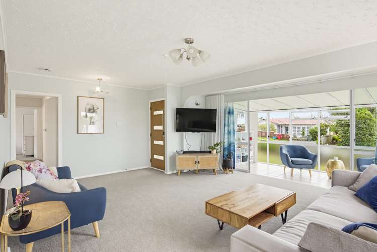 22 Gray Avenue_5