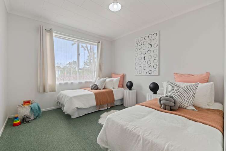 29 Sandrine Avenue Clover Park_8