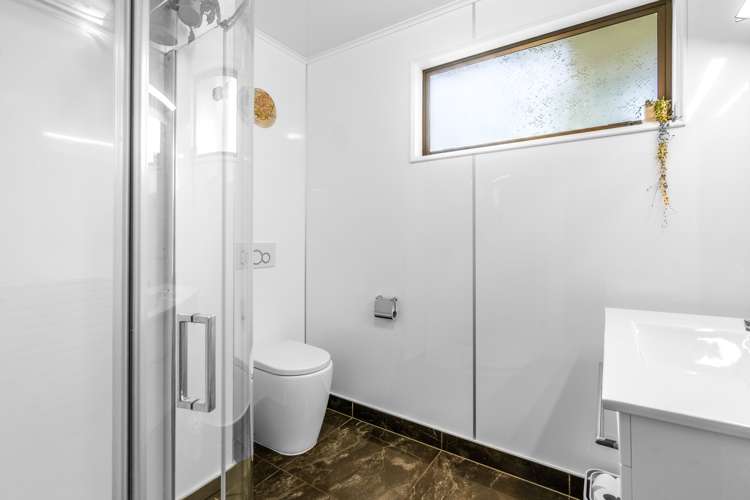 293 Queens Drive Windsor_21