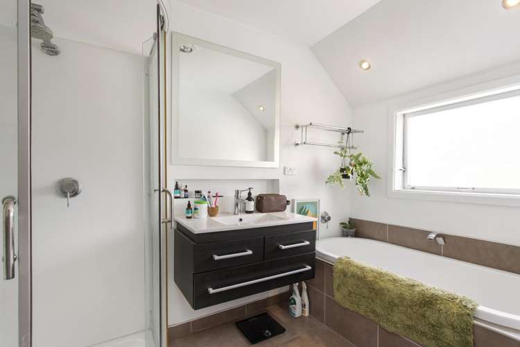 8 Bradshaw Terrace Riccarton_13