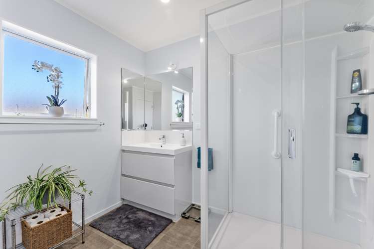 130q Lakeside Drive Orewa_12