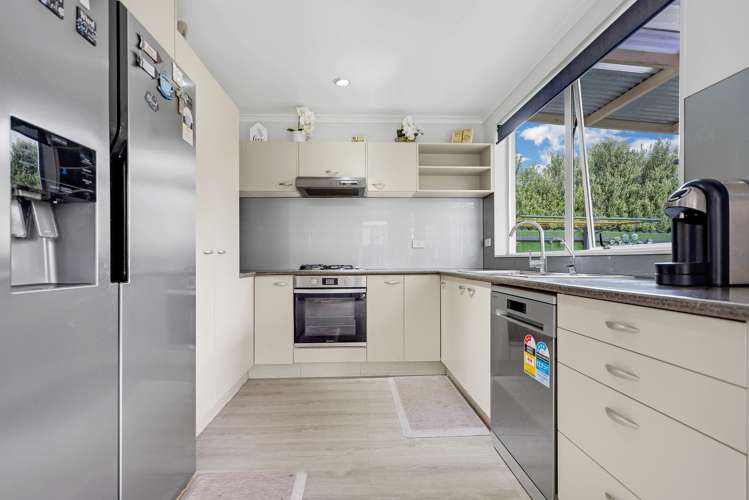 52 Bruce Pulman Drive Takanini_7