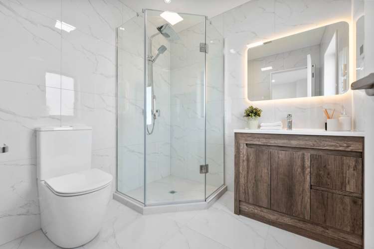 2 Kakau Lane Flat Bush_21