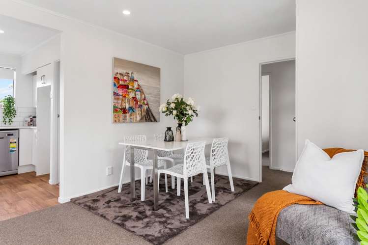 2/41 Balloch Street Randwick Park_16