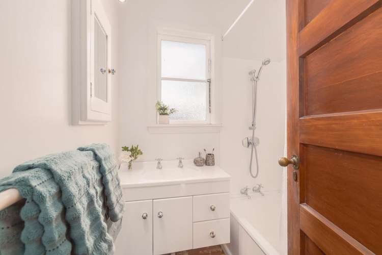 5 Kain Avenue Strowan_10